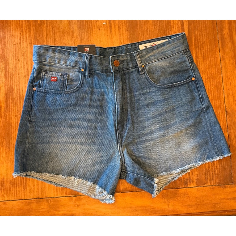 Retro Jeans Womens Boyfriend Curve Denim Shorts Medium Wash Raw Hem Size 30 NEW